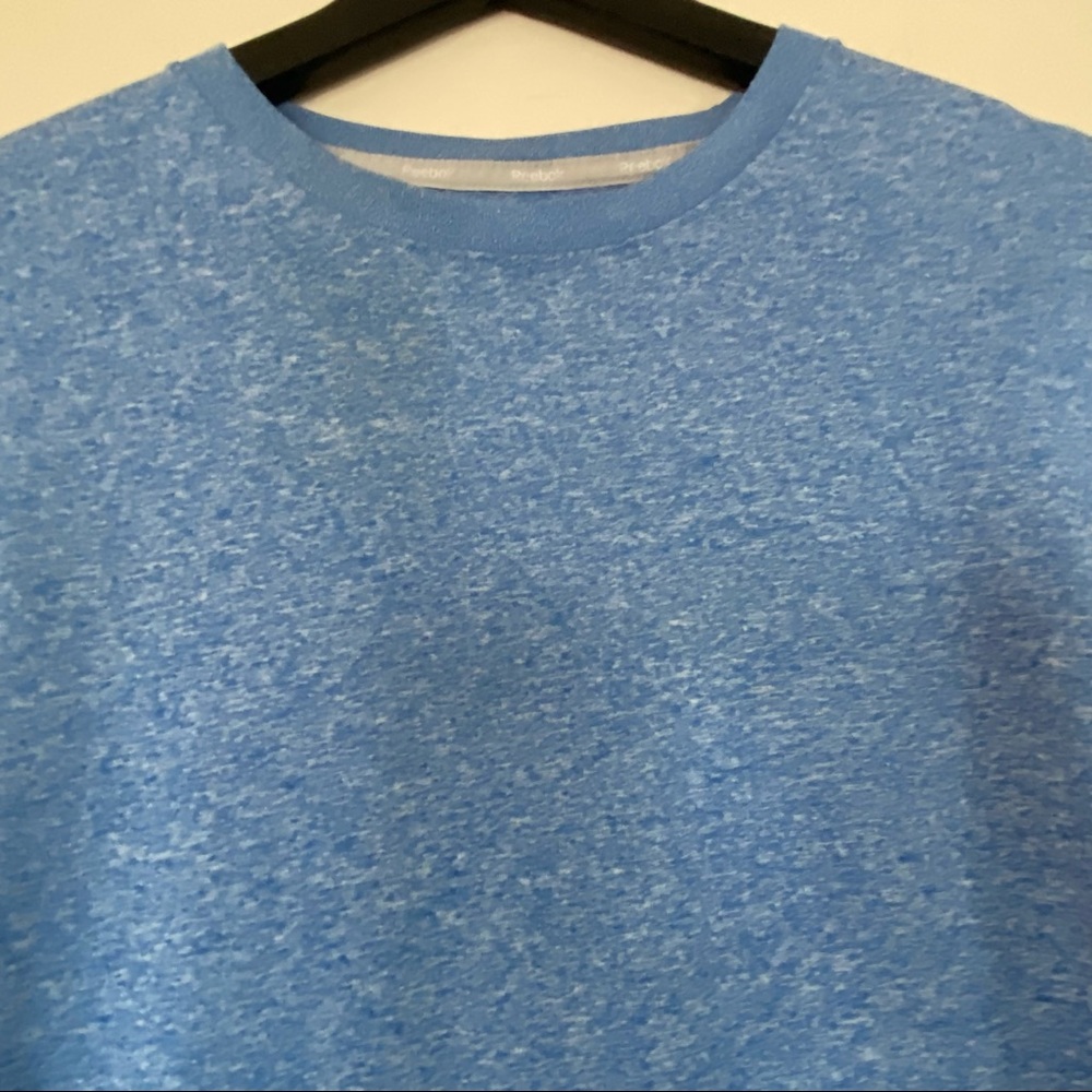Men’s Reebok Athletic Top - Picture 4 of 6